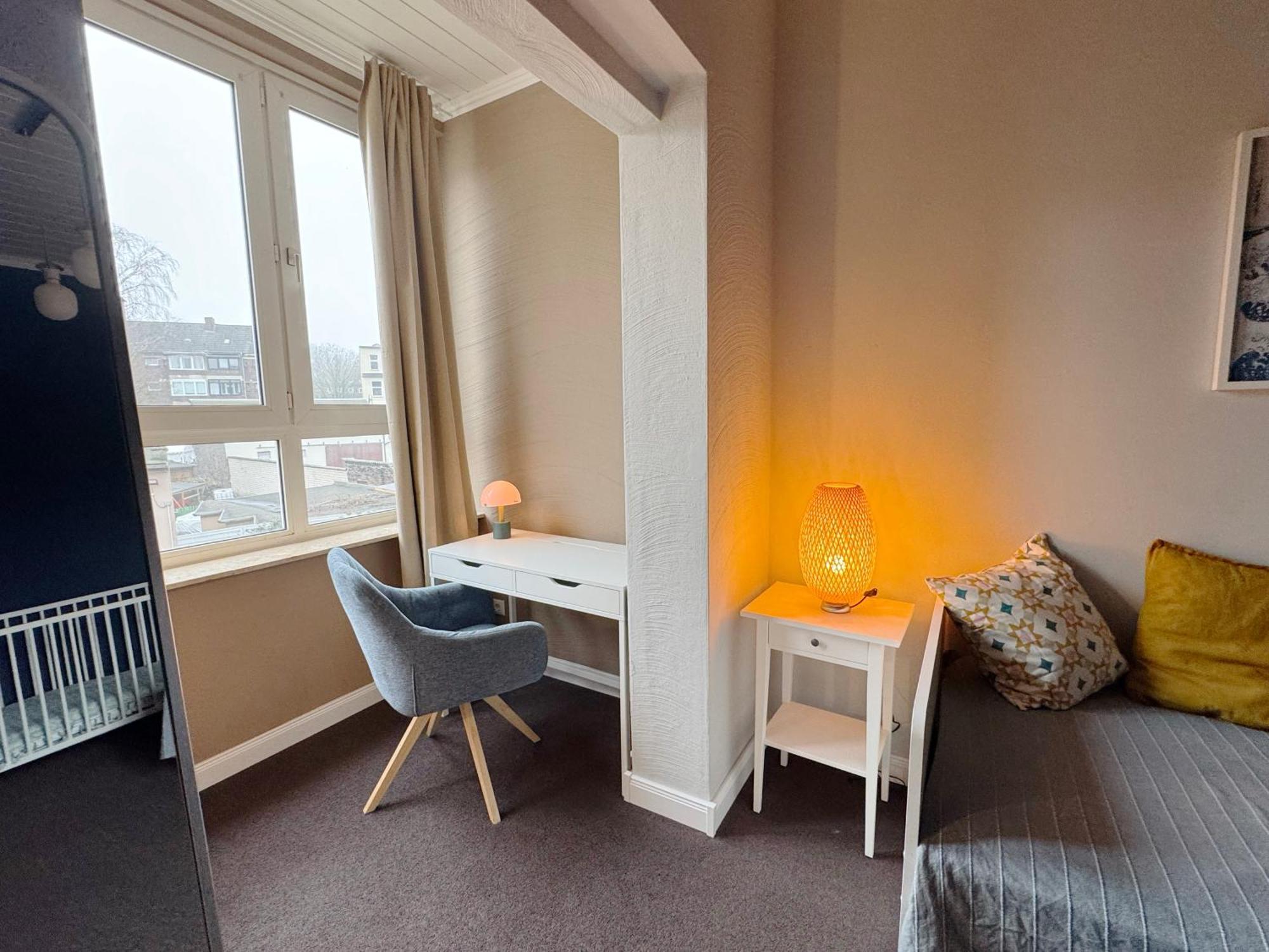 דיסבורג Huge Apartment With Sauna And Free Parking מראה חיצוני תמונה