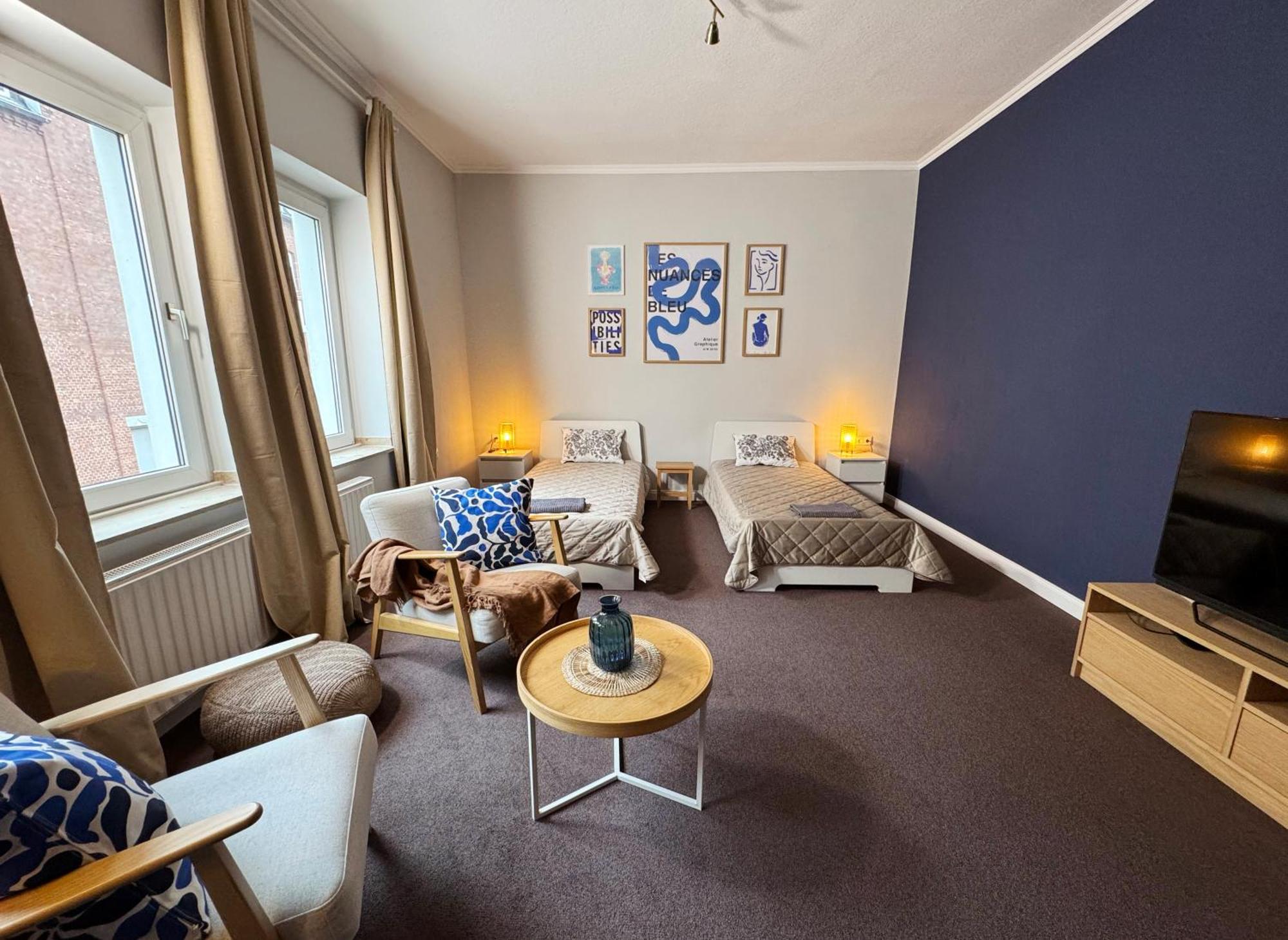 דיסבורג Huge Apartment With Sauna And Free Parking מראה חיצוני תמונה